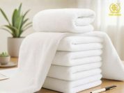 Khăn tắm trắng dày mịn – “chuẩn hotel” chạm là thích